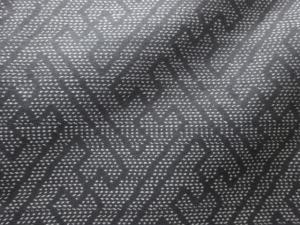 アンティーク　紗綾型模様織り出し本場泥大島紬着物